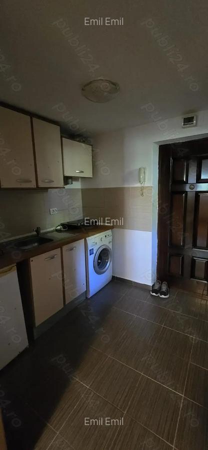 Inchiriez Garsoniera zona stadion - 2 Inchiriez Garsoniera zona stadion - 2