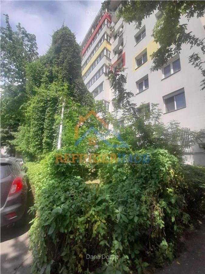 Apartament cu 3 camere semidecomandat în Grivița - 8