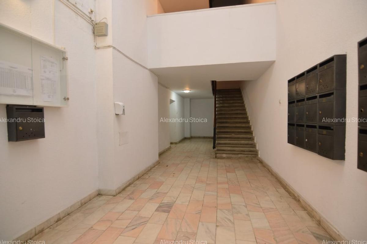 INCHIRIERE APARTAMENT 4 CAMERE DUPLEX UNIRII - FANTANI - 30