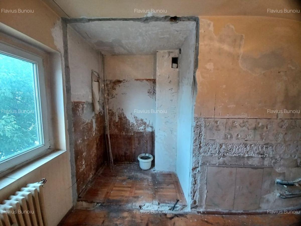 Apartament cu 3 camere decomandat în Dragoș Vodă - 15