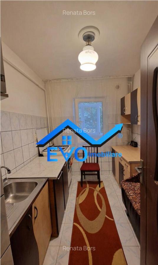 Apartament cu 2 camere, decomandat, et. 2, zona Alexandru-Mi - 13