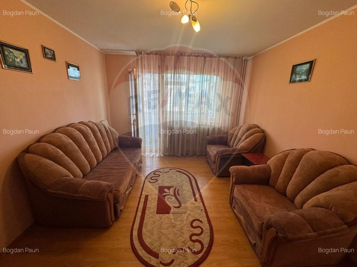 Apartament de vanzare cu 2 camere in zona Cornisa Bistritei - 2