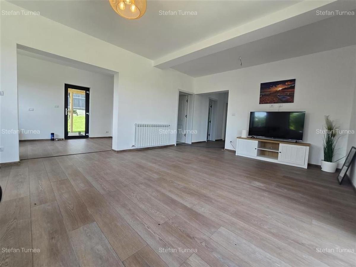 Casa  - Panoramic Probota - 10