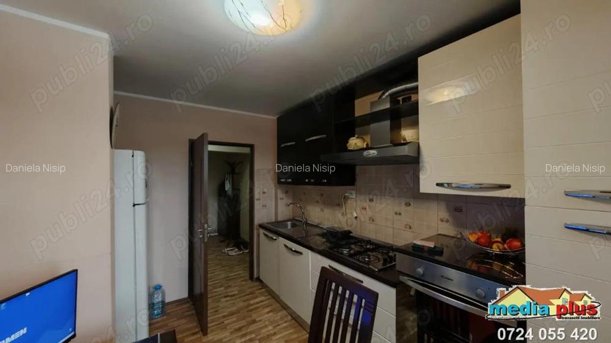 Apartament cu 3 camere decomandat de vanzare Str. Domneasca, langa Gradina Publica - 1