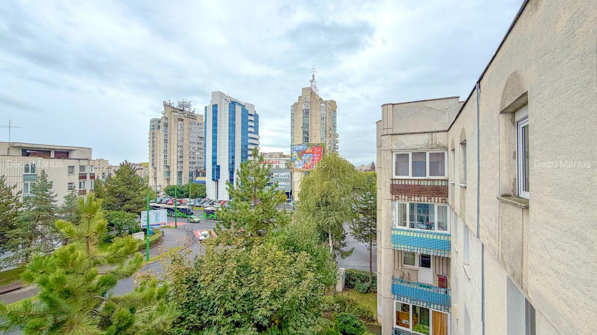 Apartament unic cu 7 camere, 3 balcoane, 3 bai, 2  parcari, 2 beciuri, Central - 2