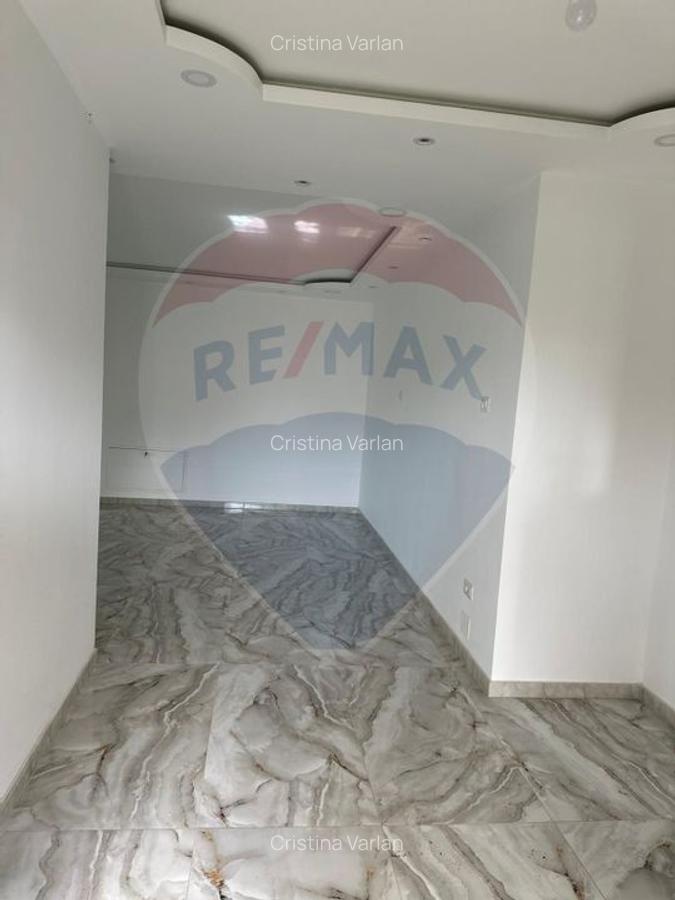 Casa / Vila cu 5 camere de vanzare in zona Central - 10