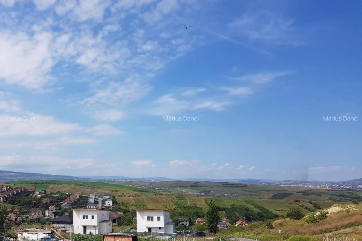 Teren parcelat, loturi de 650 mp, Dezmir, priveliste - 1