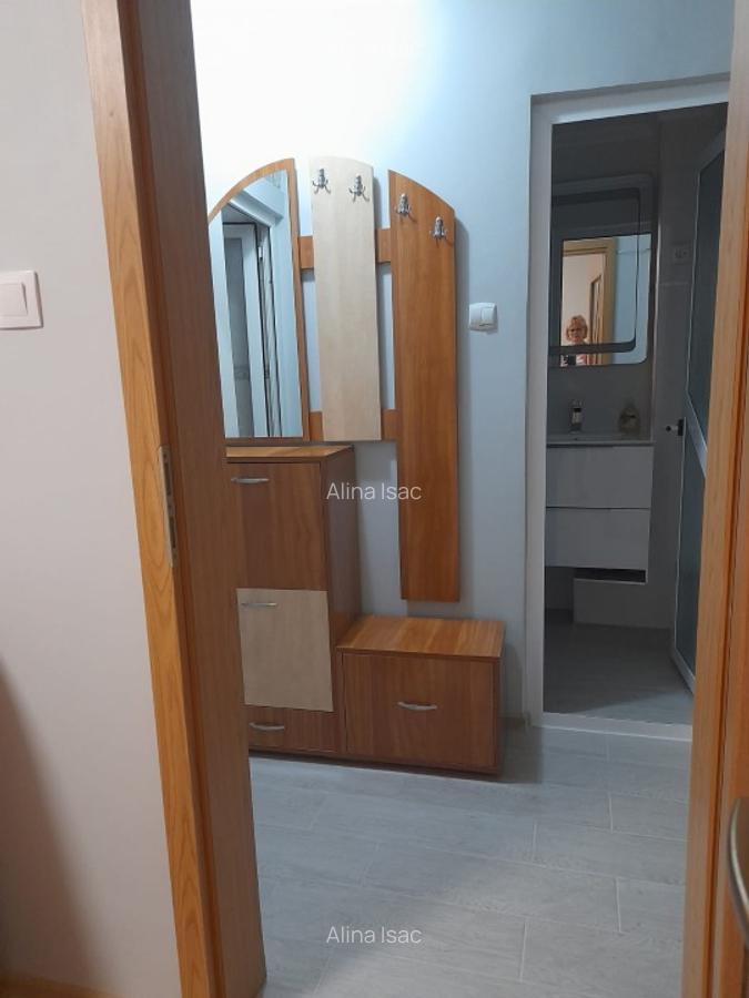 Garsoniera decomandata Palas - 1 Garsoniera decomandata Palas - 1