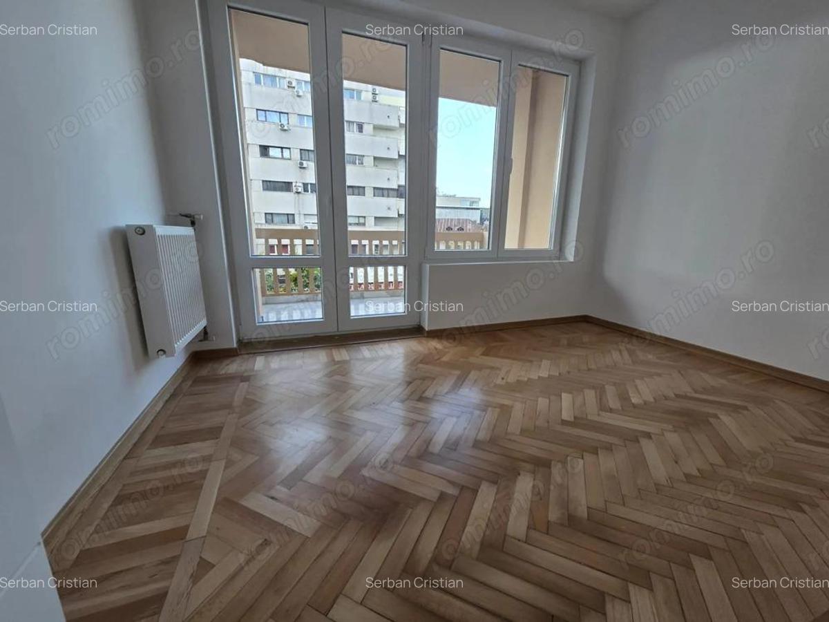 Romana Coloane apartament 3 camere de vanzare - 15