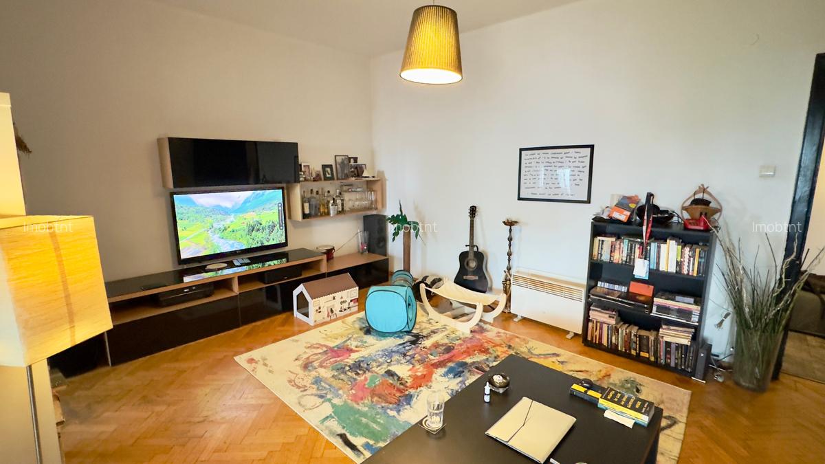 Apartament 4 camere Batistei, strada Vasile Lascar - 17
