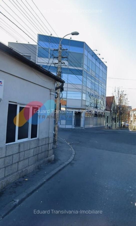 Spatiu comercial 117mp - vitrina stradala, zona cu vad excelent - Centru - 1