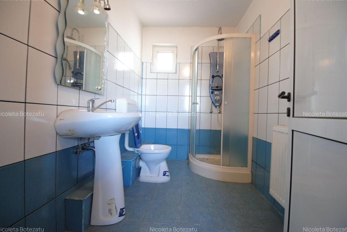 Casa cu o arhitectura deosebita si teren generos in zona Mehala - 27