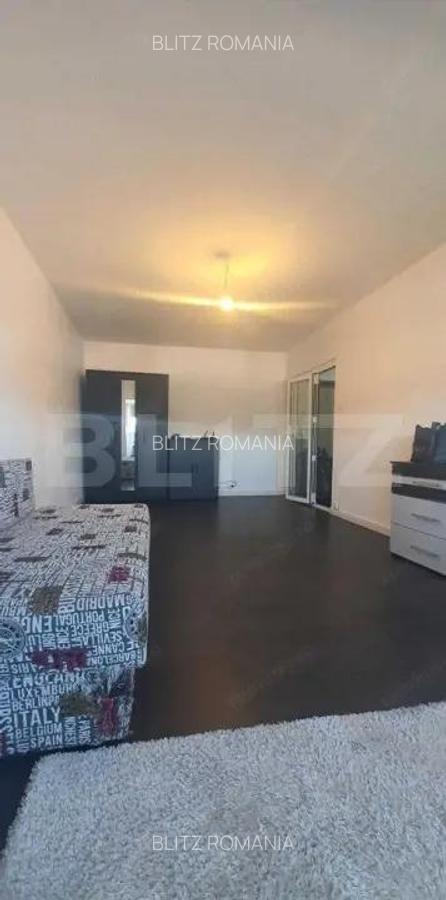 Apartament 3 camere, 73 mp, zona C.U.G - 3