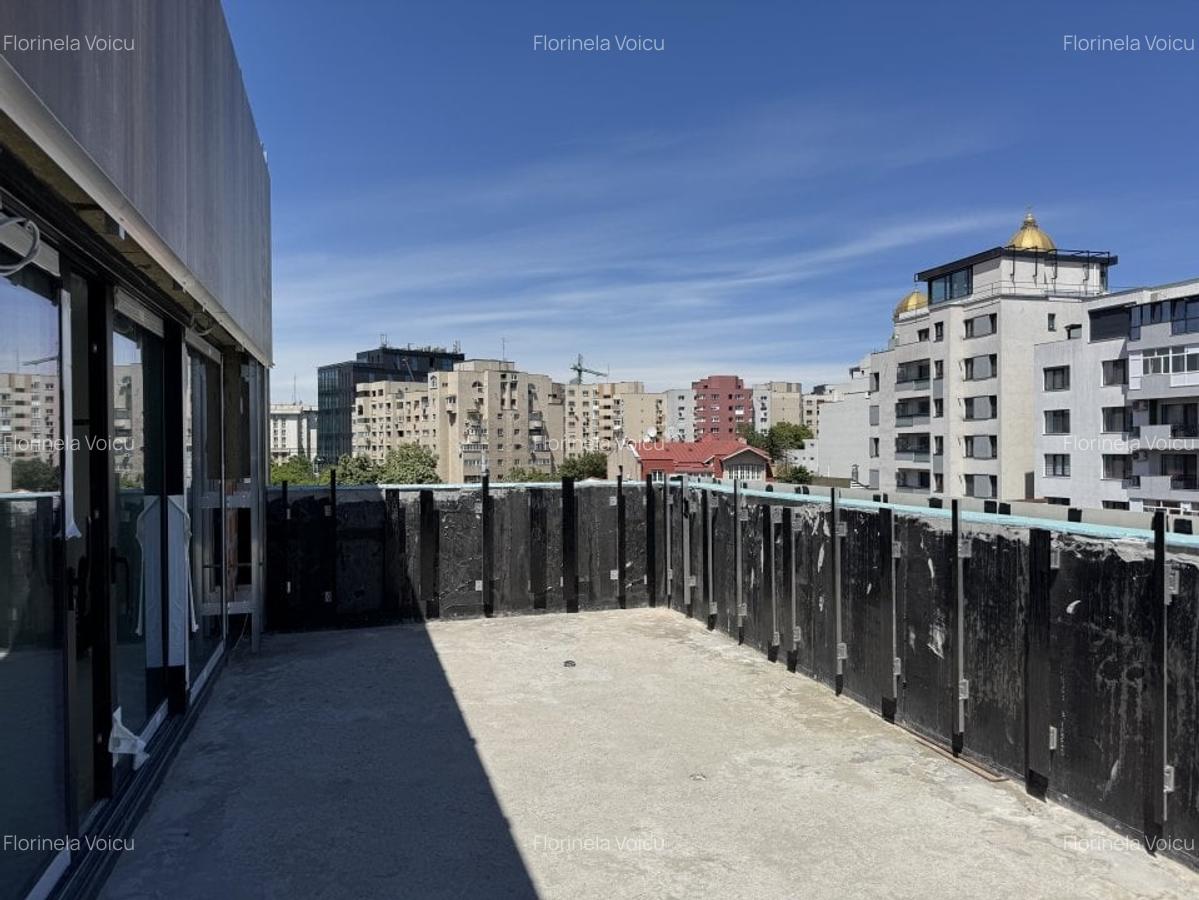 Duplex cu 3 camere de vanzare  Marriot  13 Septembrie - 3