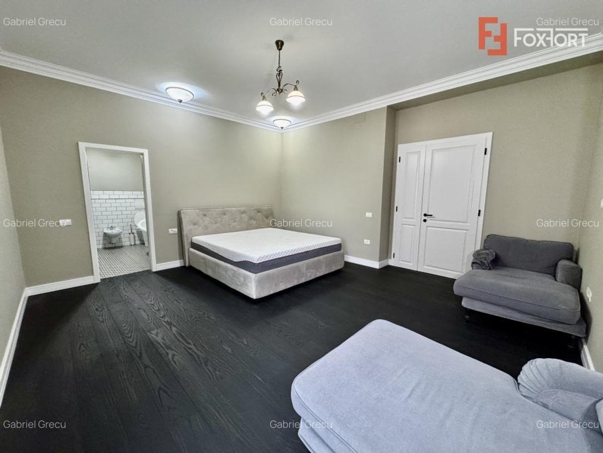 Apartament deosebit, 3 camere, zona Central - Bld. C.D. Loga - 18