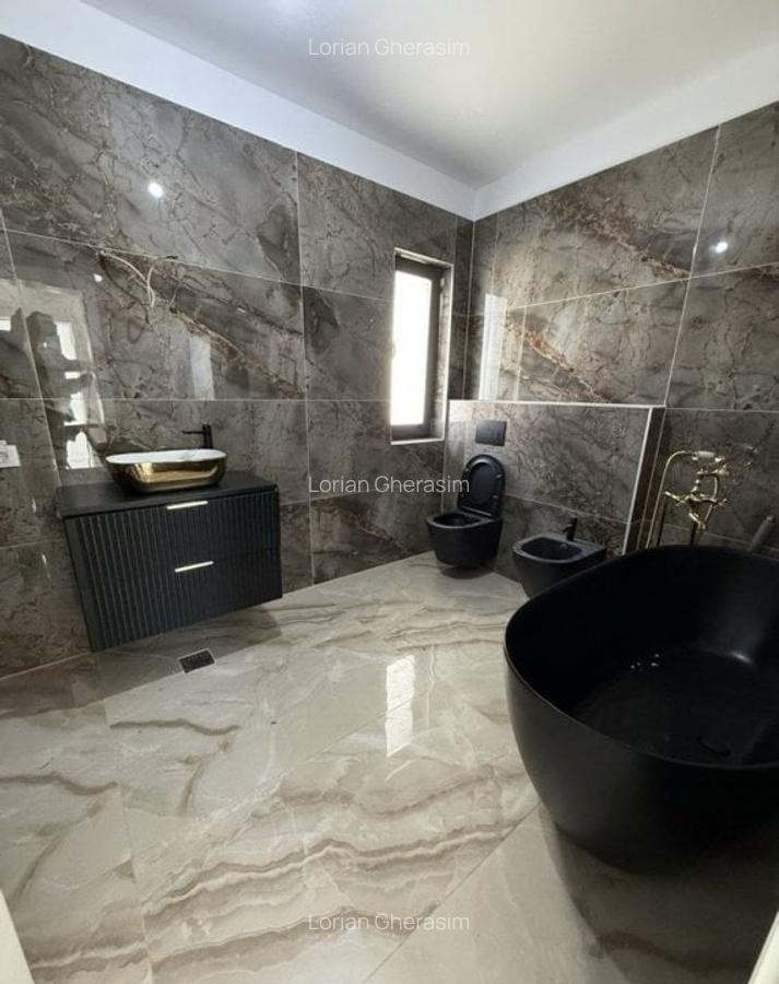 *Duplex Modern* - Visan *Toate utilitatile* - 120mpu - 8