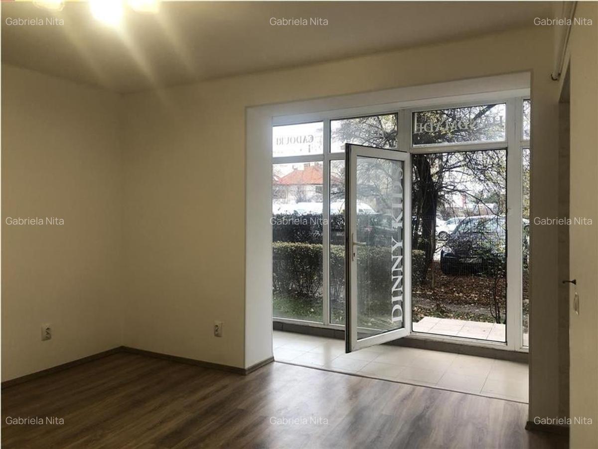 OFERTA SPATIU  pretabil frizerie | birou | manichiura | Centru Civic - 2