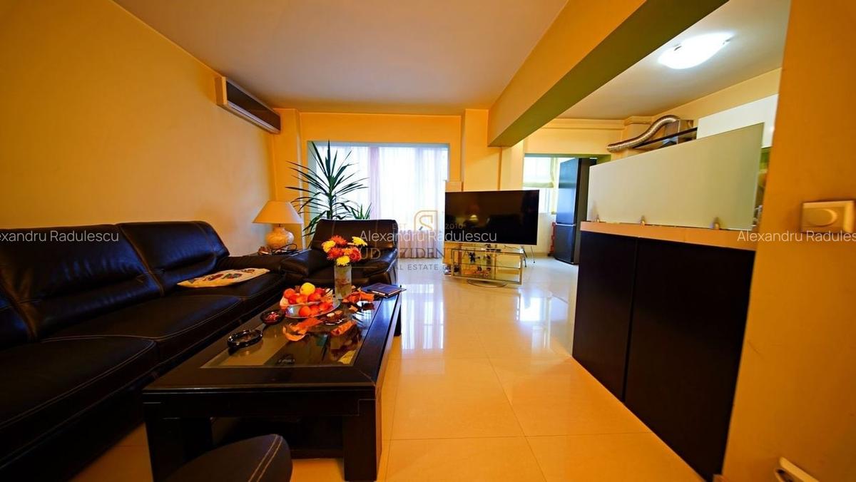 Apartament 3 camere, 78 mp, Bd. Obregia, etaj intermediar, Comision 0% - 2