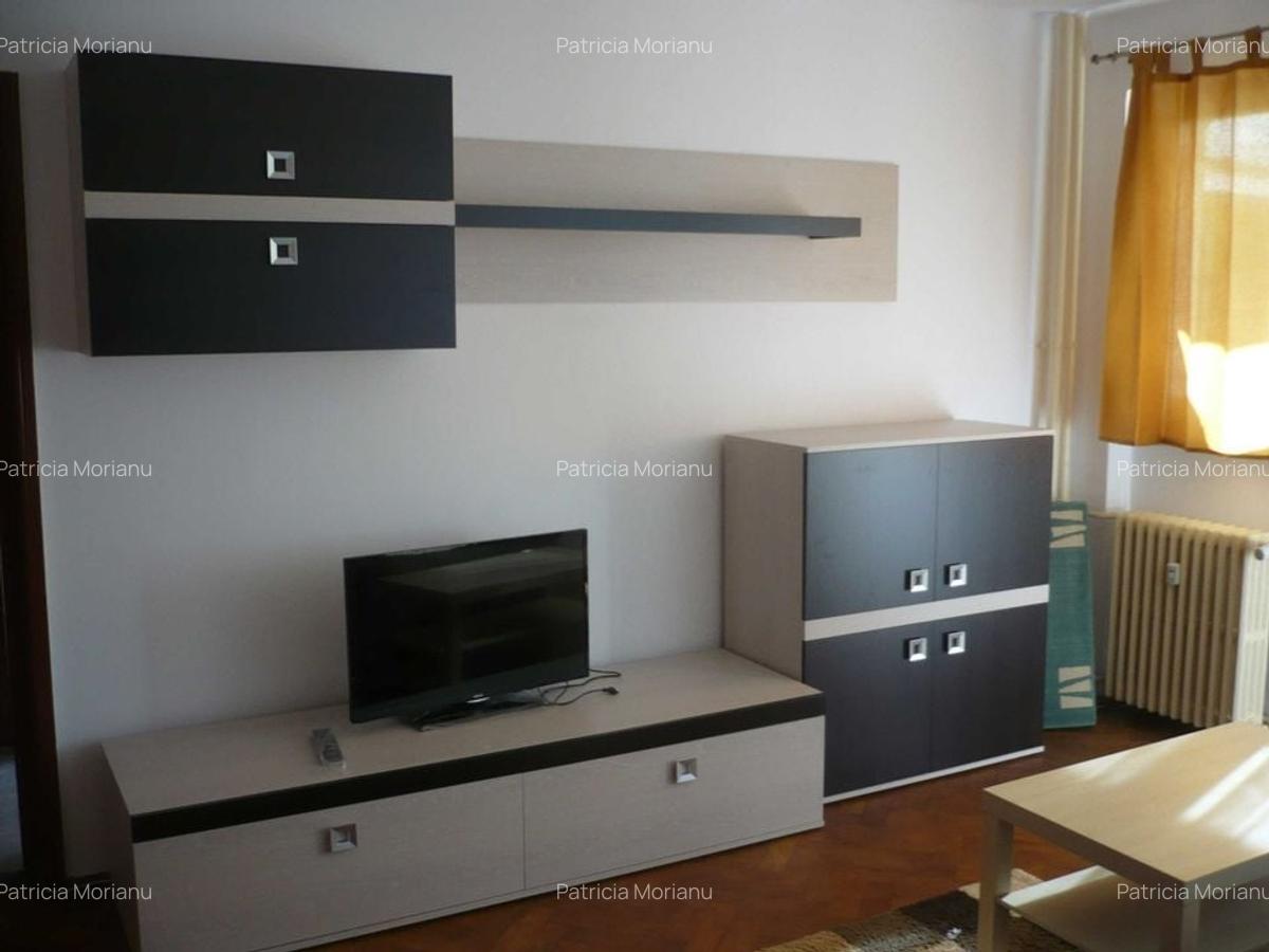 De închiriat apartament 2 camere Titan - 3