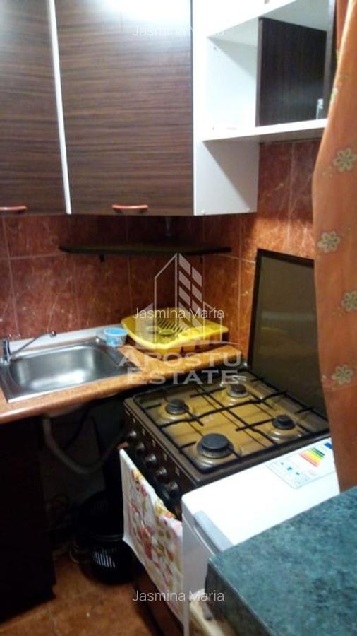 Garsoniera in zona Buziasului de 22 mp, centrala termica si ac - 3