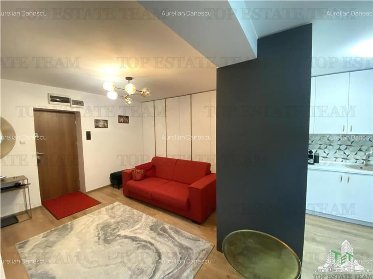 Apartament 3 camere de vanzare in zona Stefan cel Mare - 1