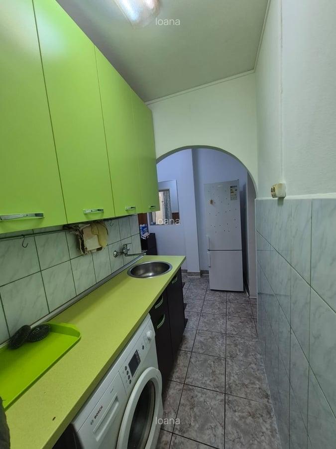 Costin Georgian Metrou,bl.reabilitat,et  5/10,decomandata,Amenajata,mobilata - 5