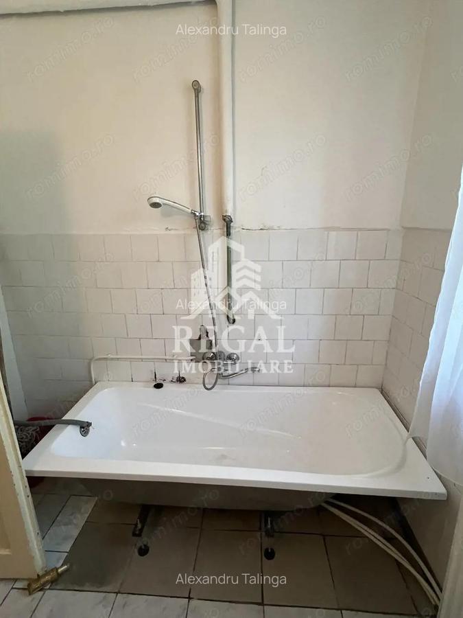 Apartament 1 camera, central balcon, parcare, 45 mp et 2/2 - 9