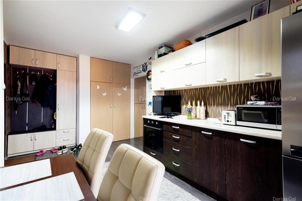 Apartament cu 2 camere decomandat în Rogerius - 6