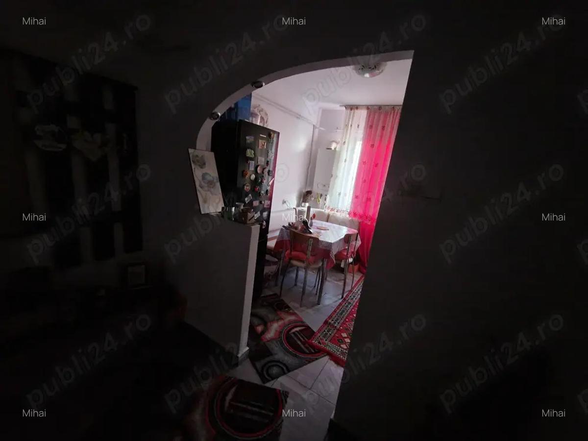 Vand apartament 2 camere semidecomandat - 4