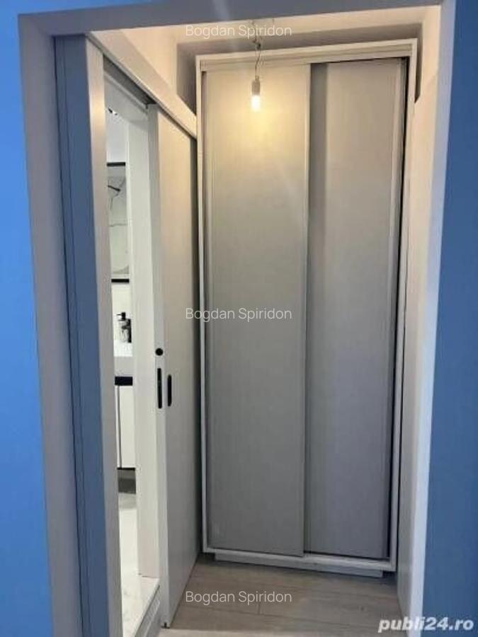 Apartament cu 3 camere decomandat în P-ța Victoriei - 9