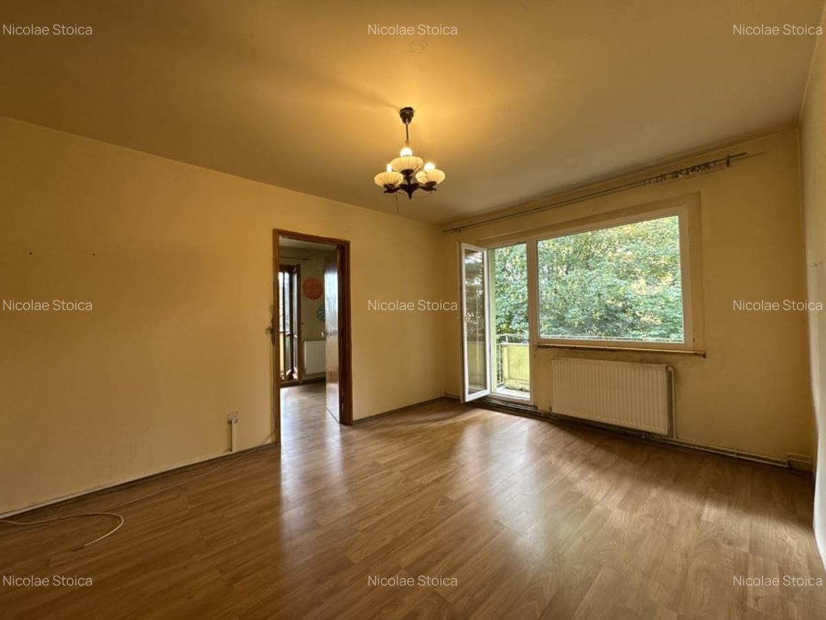 Apartament cu 3 camere semidecomandat, zona piata Astra - 4