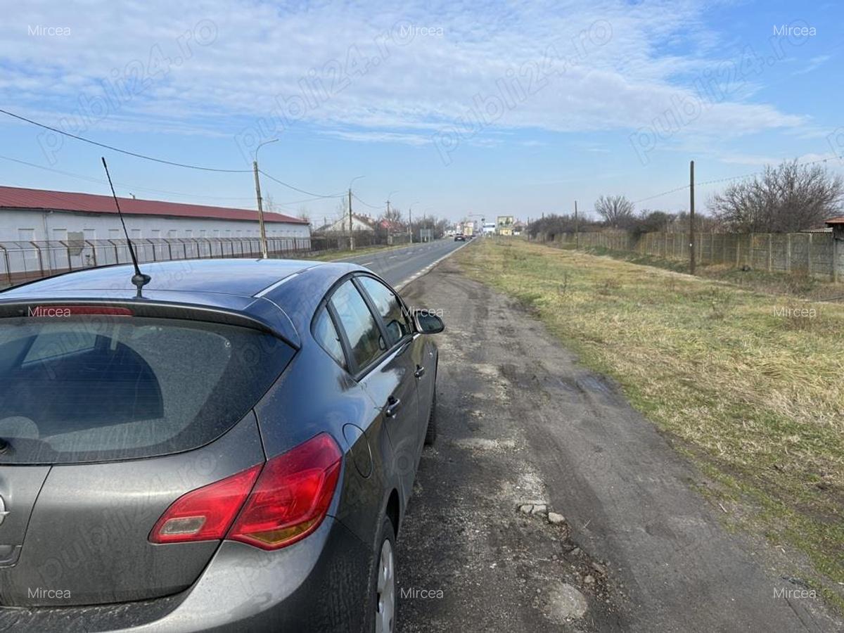 Vand teren intravilan,zona industriala,st.16,8 ha. + 8 ha.agricol,in Sanicolau Mare, la DN6,la sosea - 3