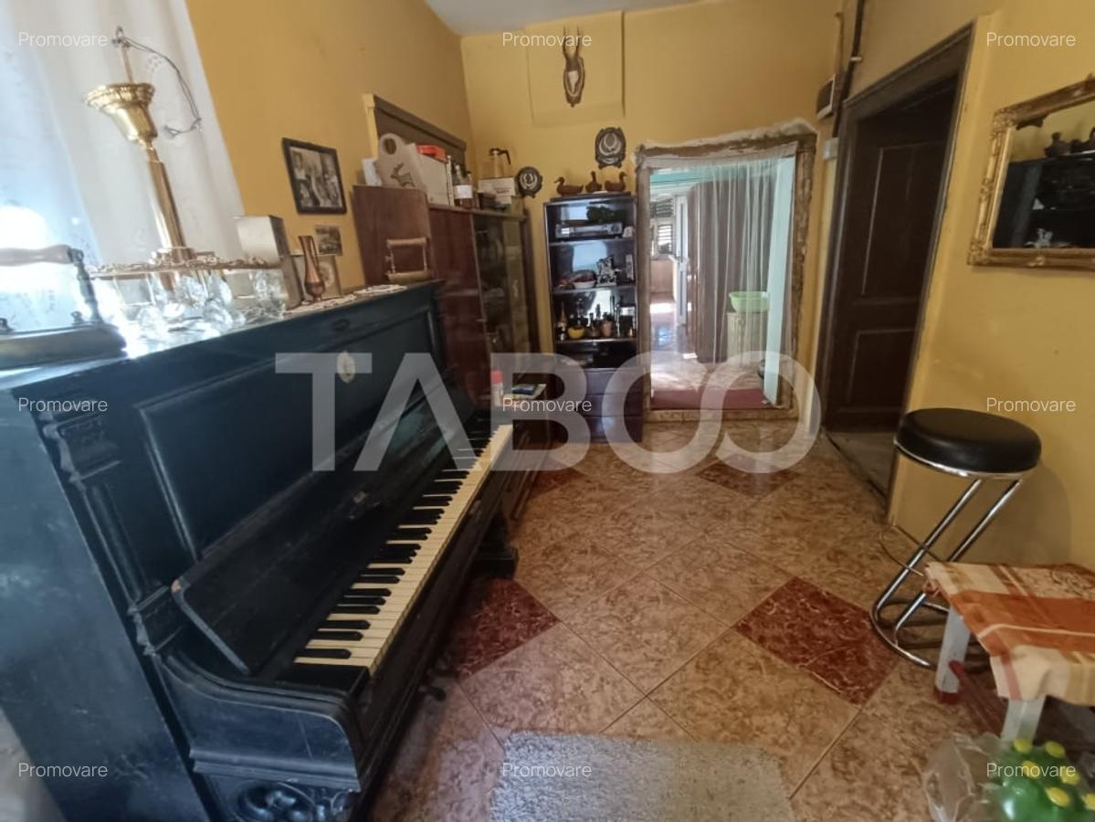 Casa de patrimoniu cu teren arhitectura saseasca sat Nou judetul Sibiu - 4 Casa de patrimoniu cu teren arhitectura saseasca sat Nou judetul Sibiu - 4