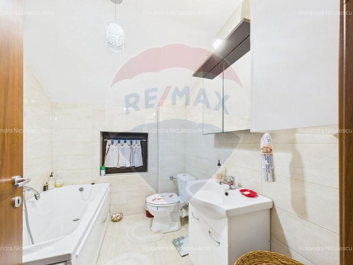 Casa / Vila cu 5 camere de vanzare in zona Central - 10