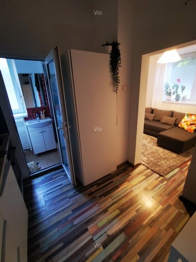 Garsoniera renovata și mobilata - 6