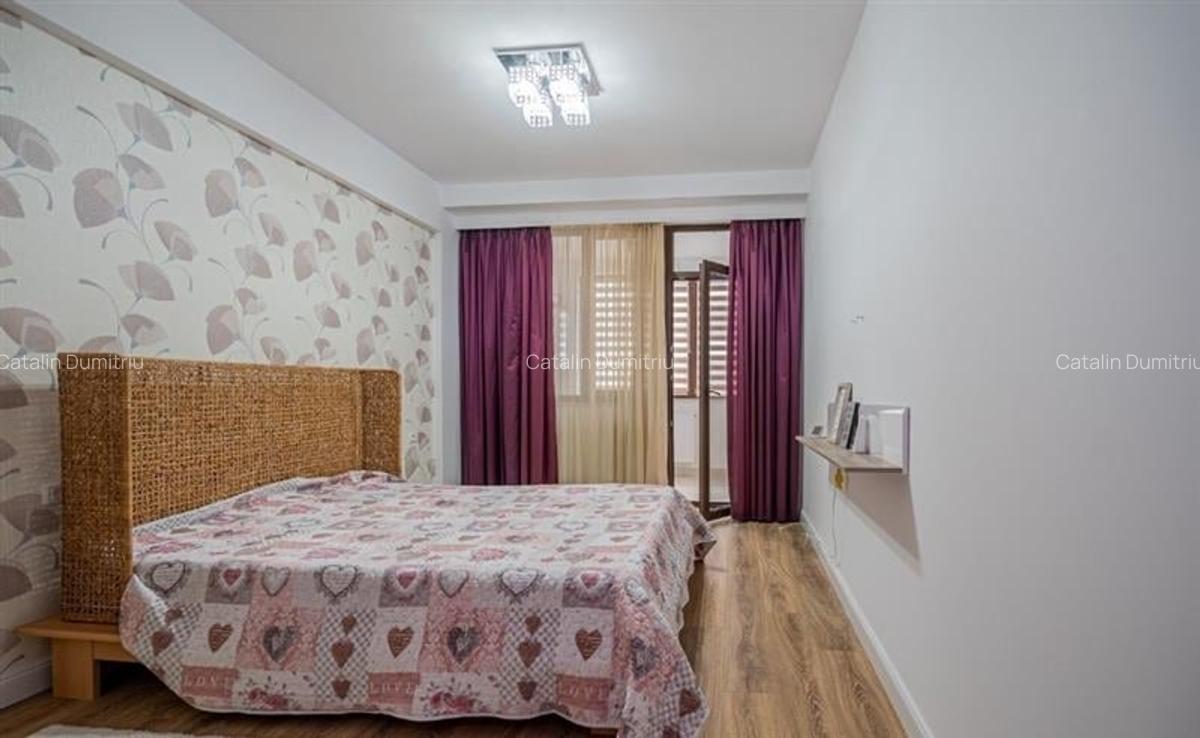 Apartament trei camere, parcare subterana, Tractorul, Brasov - 2