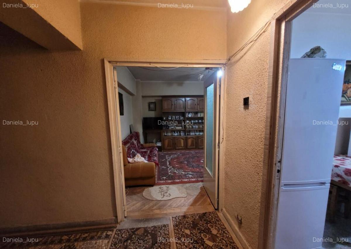 Apartament 3 camere , ultracentral, Calea Eroilor - 7