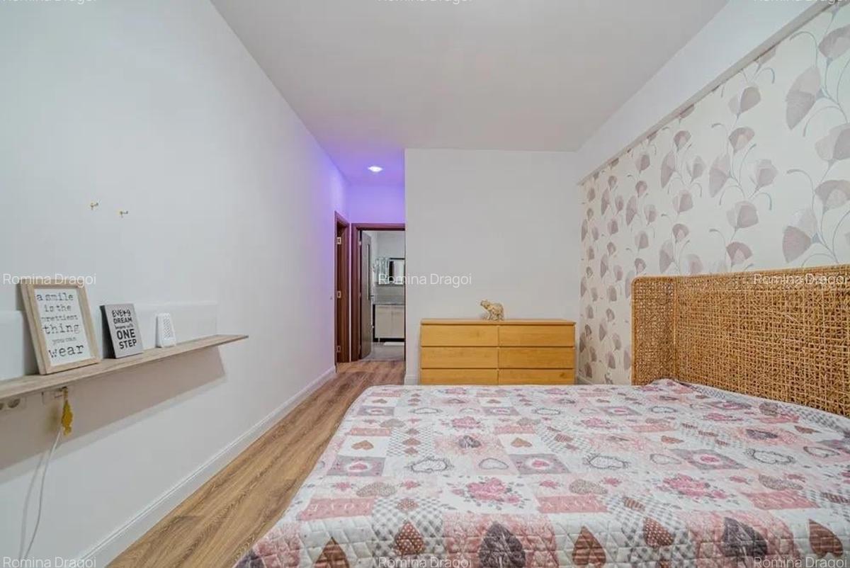 Apartament cu 3 camere decomandat în Tractorul - 4