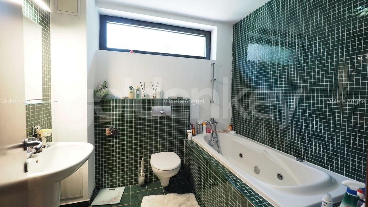 Vila cu 7 camere inconjurata de verdeata | piscina | 1178mp teren - 19