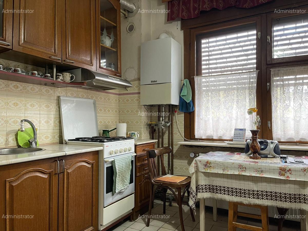 Apartament 3 camere in vila - 9