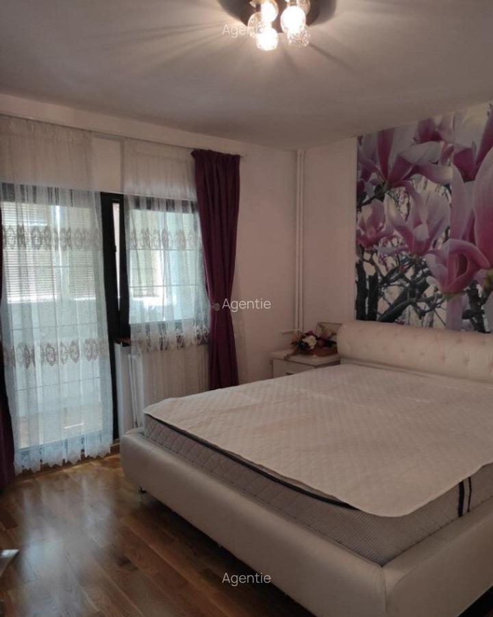Inchiriere Apartament 3 Camere Zona Vitan Mall - 2