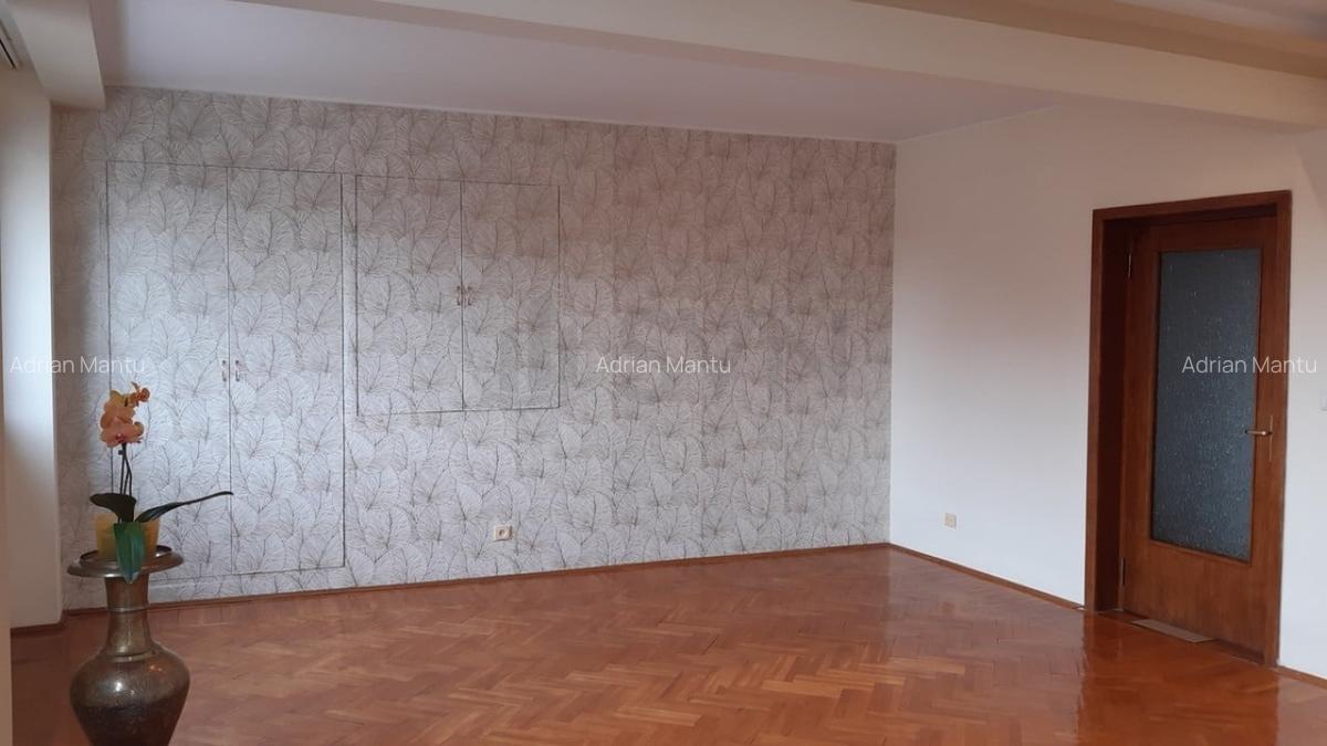 Apartament cu 3 camere semidecomandat în Cotroceni - 5