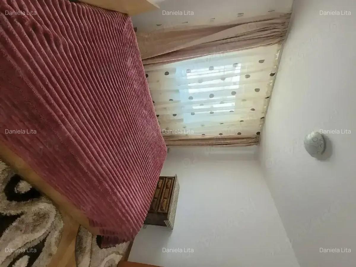 Inchiriez apartament Pucioasa cu 3 camere.. relati - 2