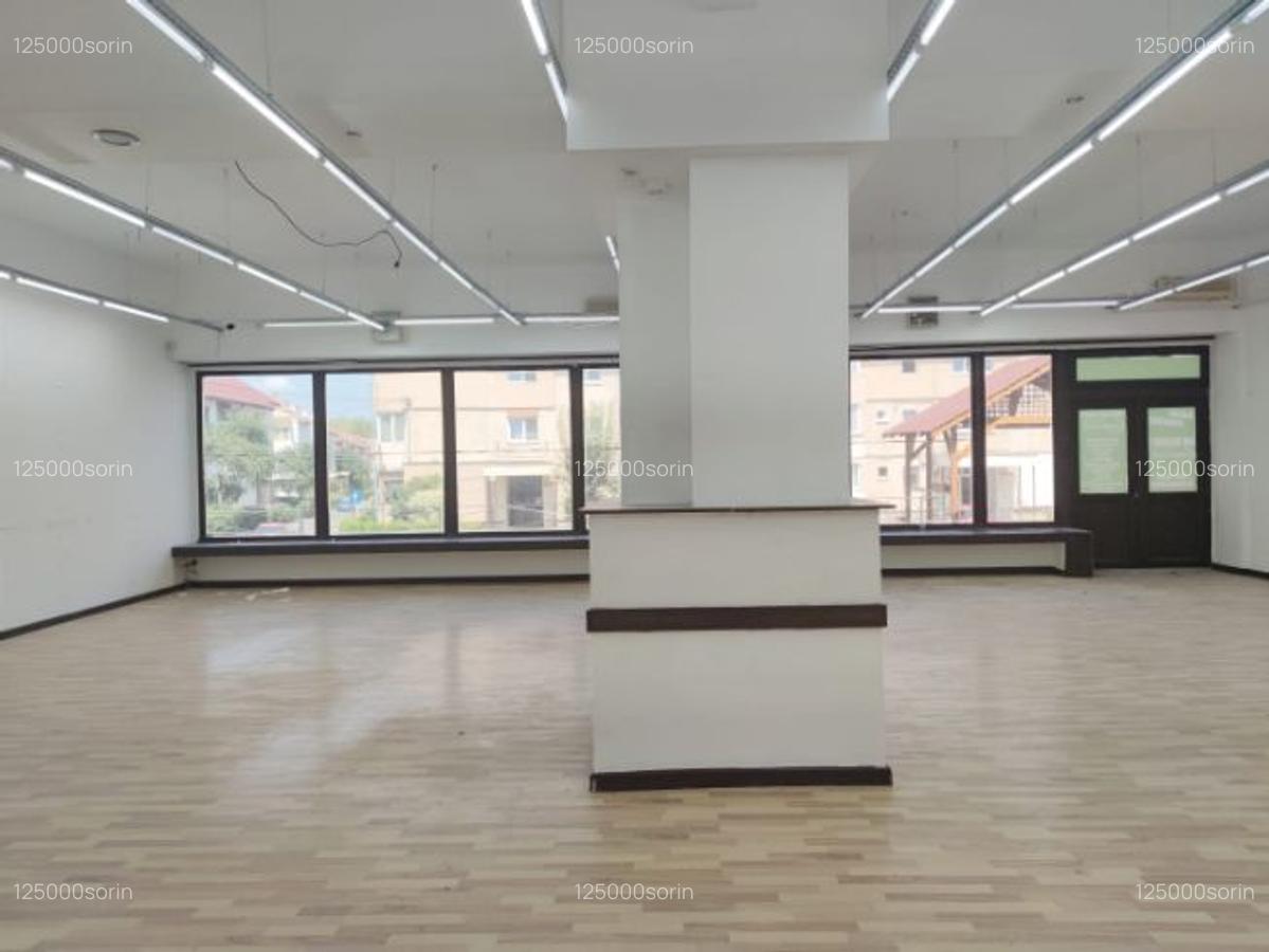 Spatiu comercial, vitrina, 180 mp, Rasnov. - 4
