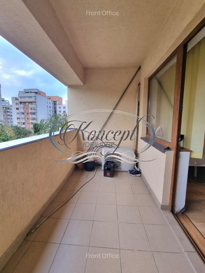 Apartament cu spatii generoase si acces facil, zona Semicentrala - 12