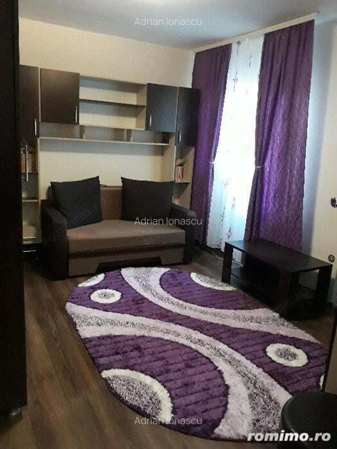 Garsoniera zona Republica, cartierul 23 August - 1