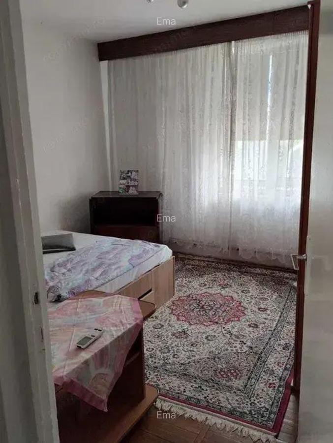 Apartament 3 camere Spitalul Judetean cu balcon spatios - 3