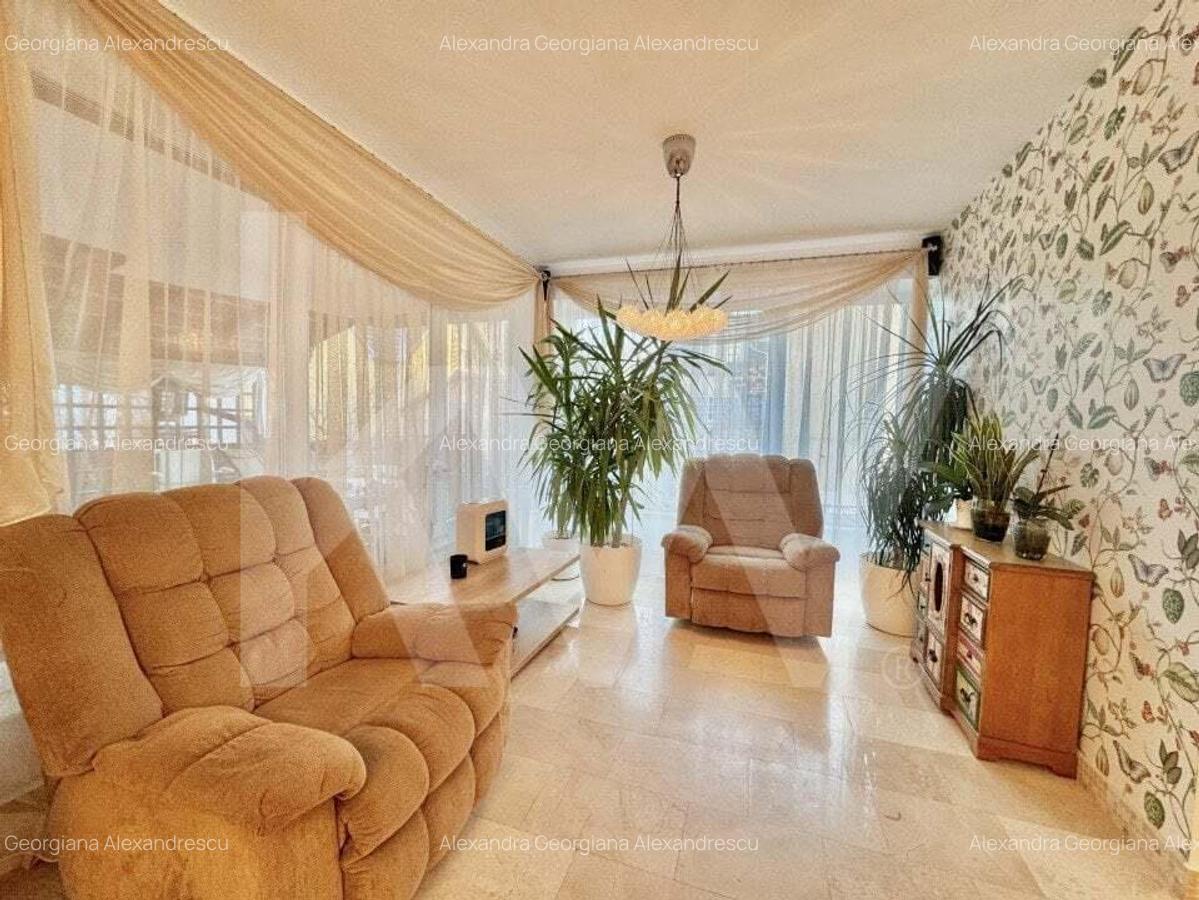 Vila superba in Parcul Sub Arini Ideala pentru Reziden?a sau Business - 6