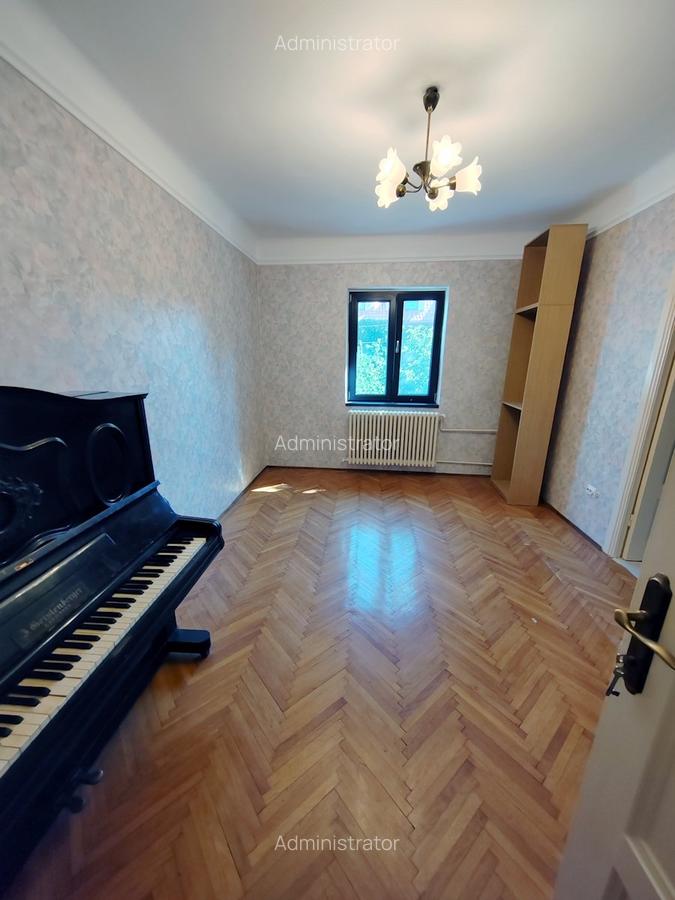 Zona Bd. Lacul Tei vila 7 camere disponibila pentru inchiriere. - 10