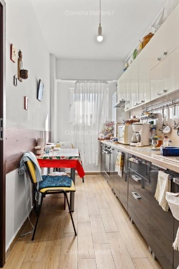 De vinzare apartament 2 camere proprietar - 13